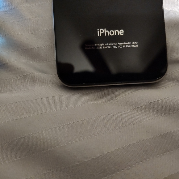 Iphones 4s Great Condition, Works Great - Picture 2 of 16